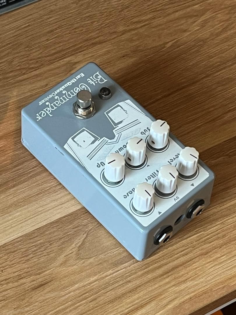 ギター EarthQuaker Devices Bit Commander
