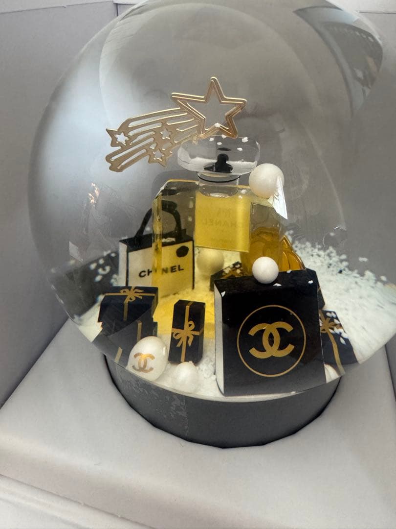 CHANEL 2025 ホリデー限定 スノードーム 新品 箱付き