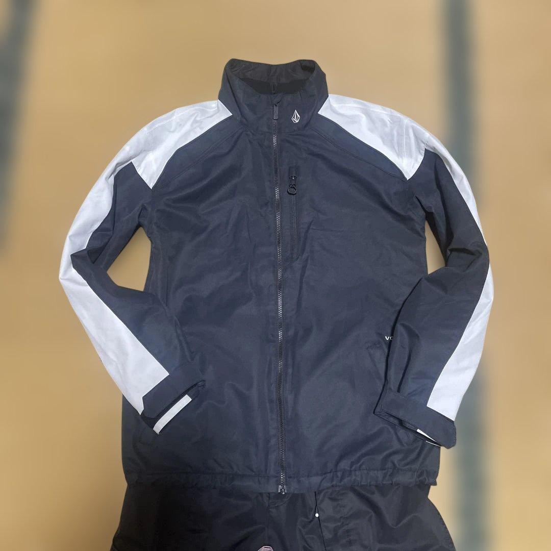 《VOLCOM＋VESP》スノーボードウェアセット 黒/白　Mサイズ