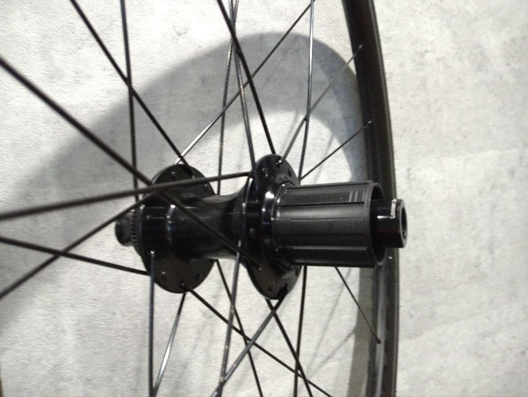 bontrager paradism 700-28c trek ホイール タイヤ