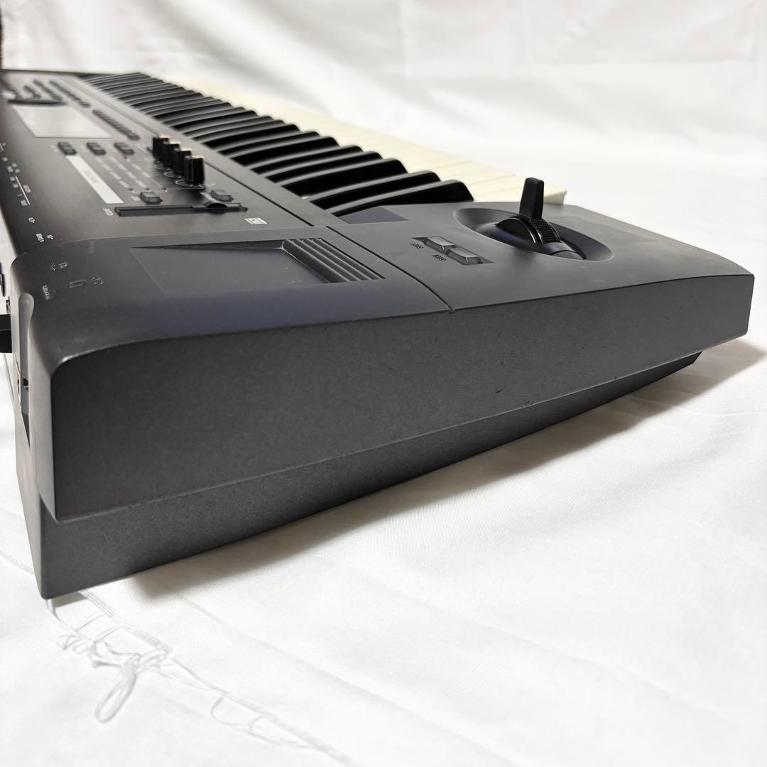 名機 KORG コルグ TR61 シンセサイザー 61鍵 付属品多数 動作確認済