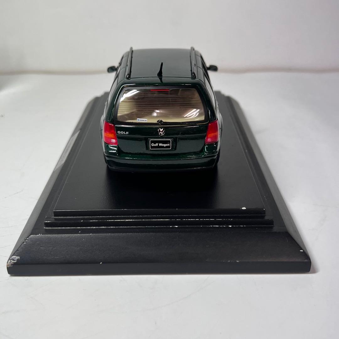 【希少】Golf Wagon 緑 1/24ミニカー クリアケース&台座付き