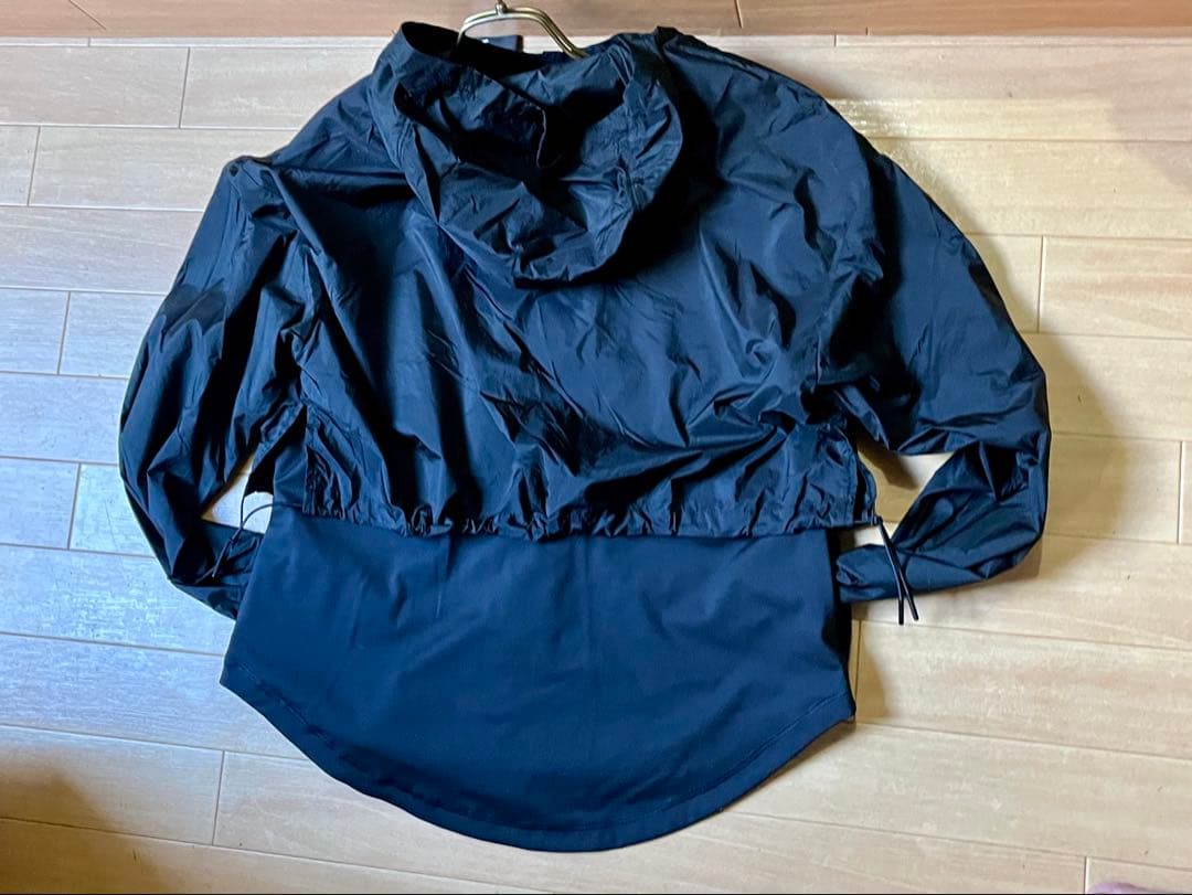 ▪️新品・puma．ウインドブレーカー・パーカー・ナイロンジャケット・アウトドア