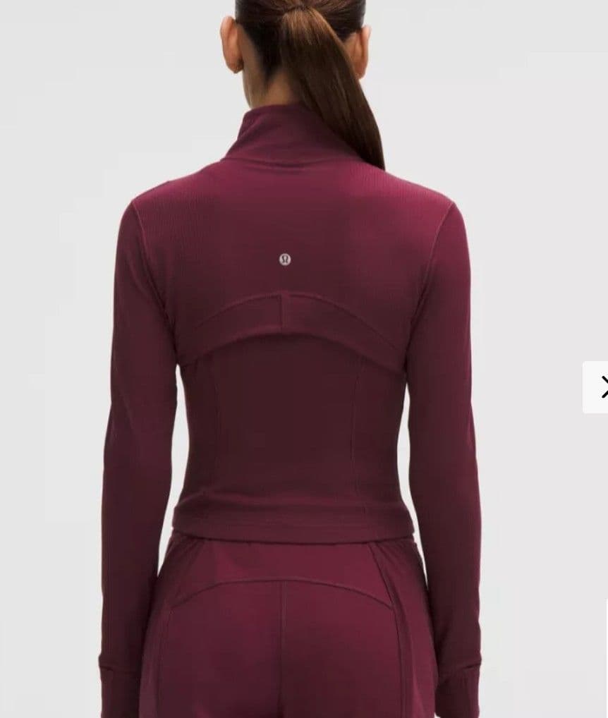 Lululemon Define クロップジャケット