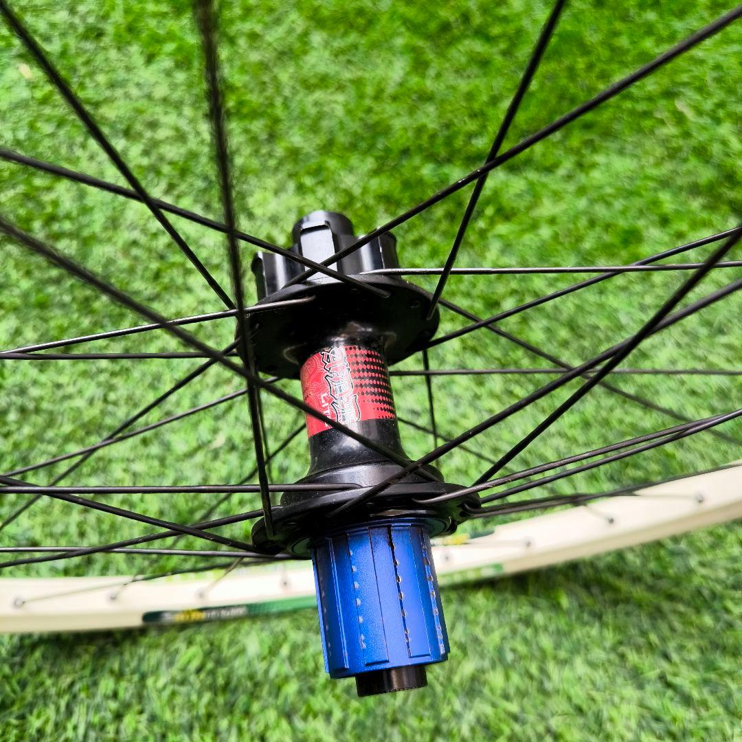 Boost Axel リア MTB DH ホイール