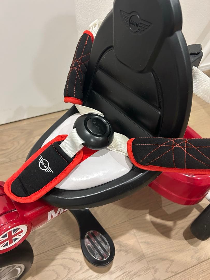 MINI正規ライセンス品 ミニクーパー三輪車　折りたたみ　フットステップ付