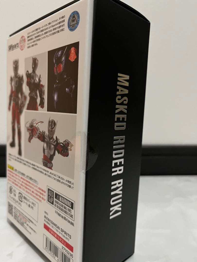 S.H.Figuarts 真骨彫製法 仮面ライダー龍騎 オリジナルスリーブ付き