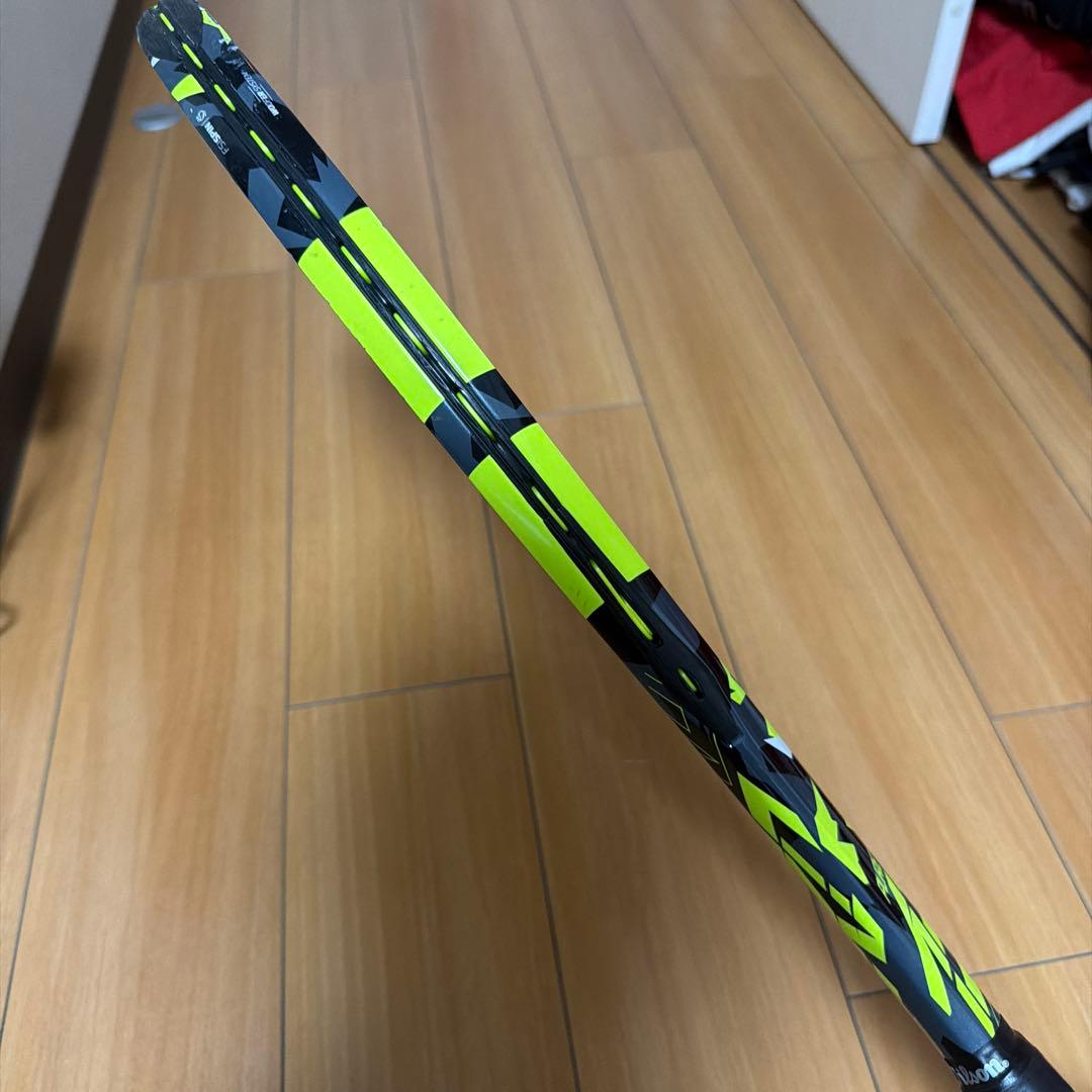 Babolat ピュアアエロ100 G2