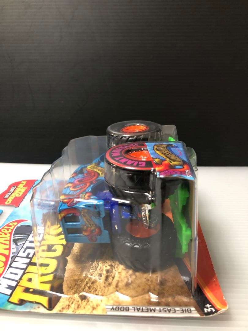 ホットウィールDAILY DELIVERY モンスタートラック タコ