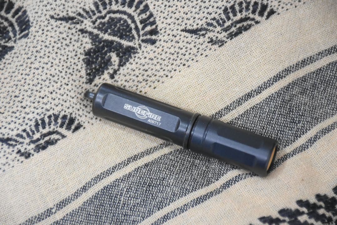 SUREFIRE シュアファイア TITAN-Aアルミモデル