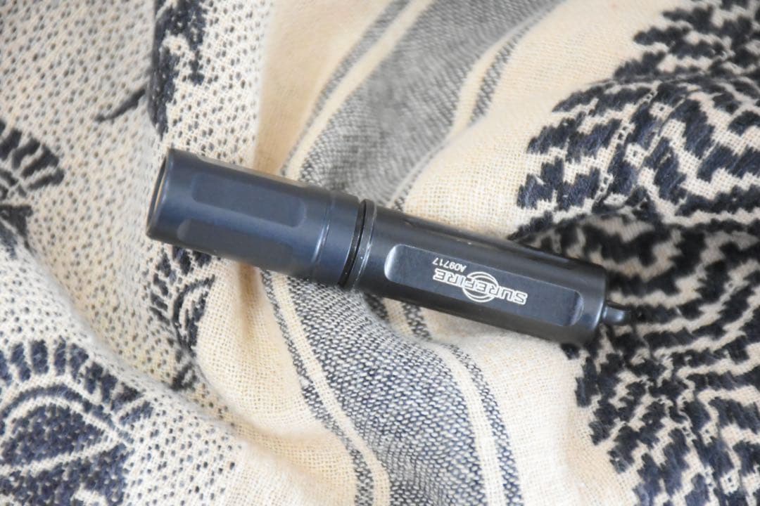 SUREFIRE シュアファイア TITAN-Aアルミモデル