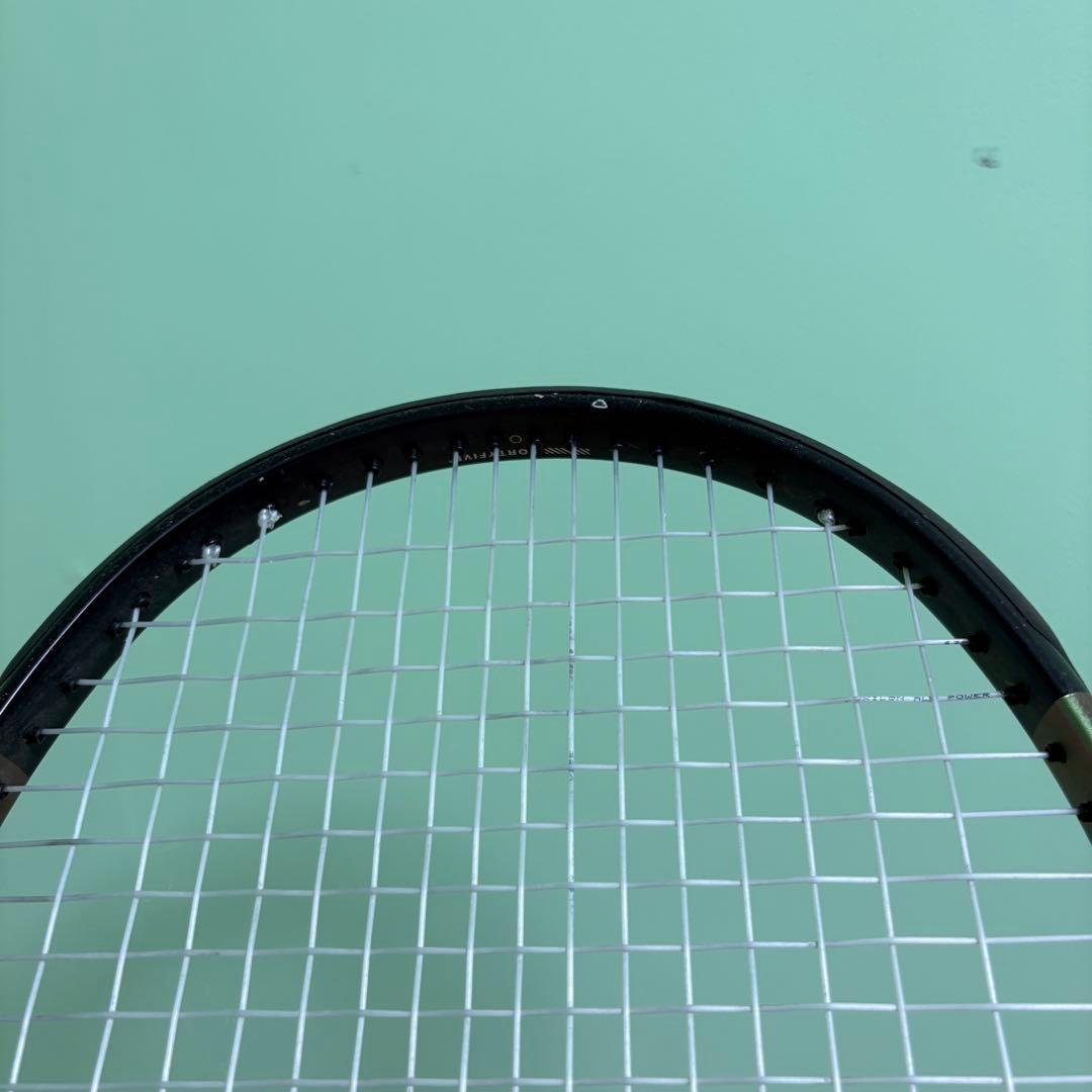 テニスラケット BLADE 黒/緑 Wilson 100 V8