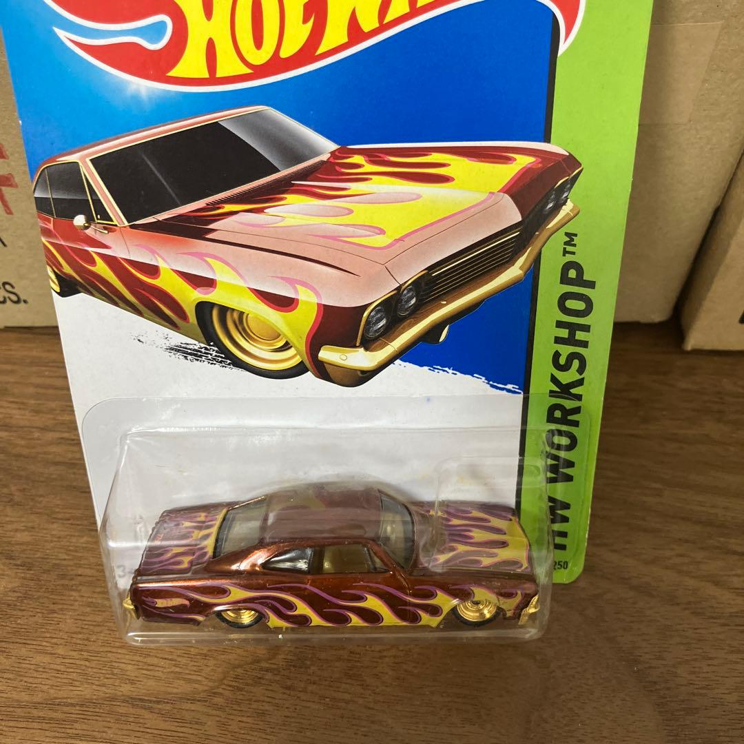 ホットウィール　'65 CHEVY IMPALA スーパートレジャーハント