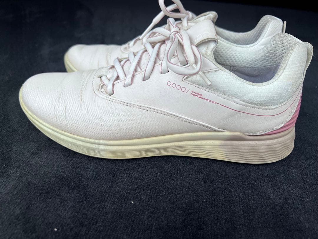 Ecco ホワイト ピンクスニーカー 女性用24.5センチ