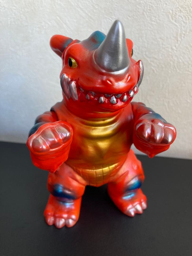 U.S.TOYS ウルトラ怪獣ソフビ ウルトラマン /SBDXネロンガ(レッド)