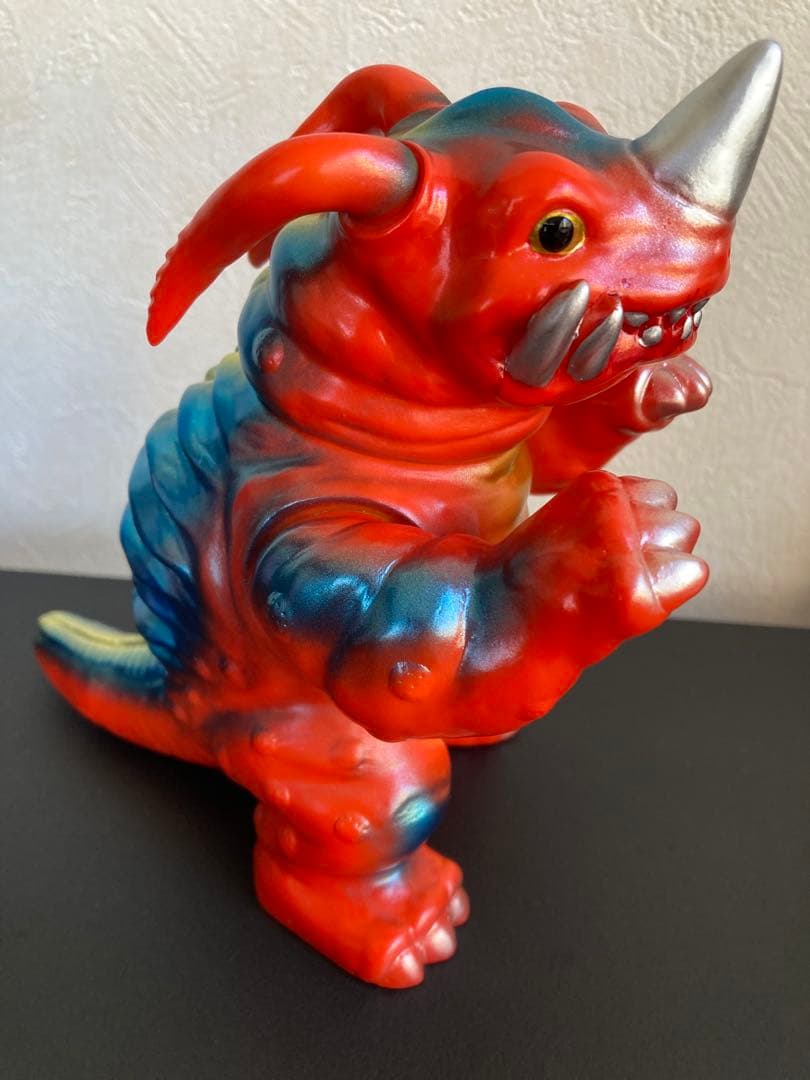 U.S.TOYS ウルトラ怪獣ソフビ ウルトラマン /SBDXネロンガ(レッド)