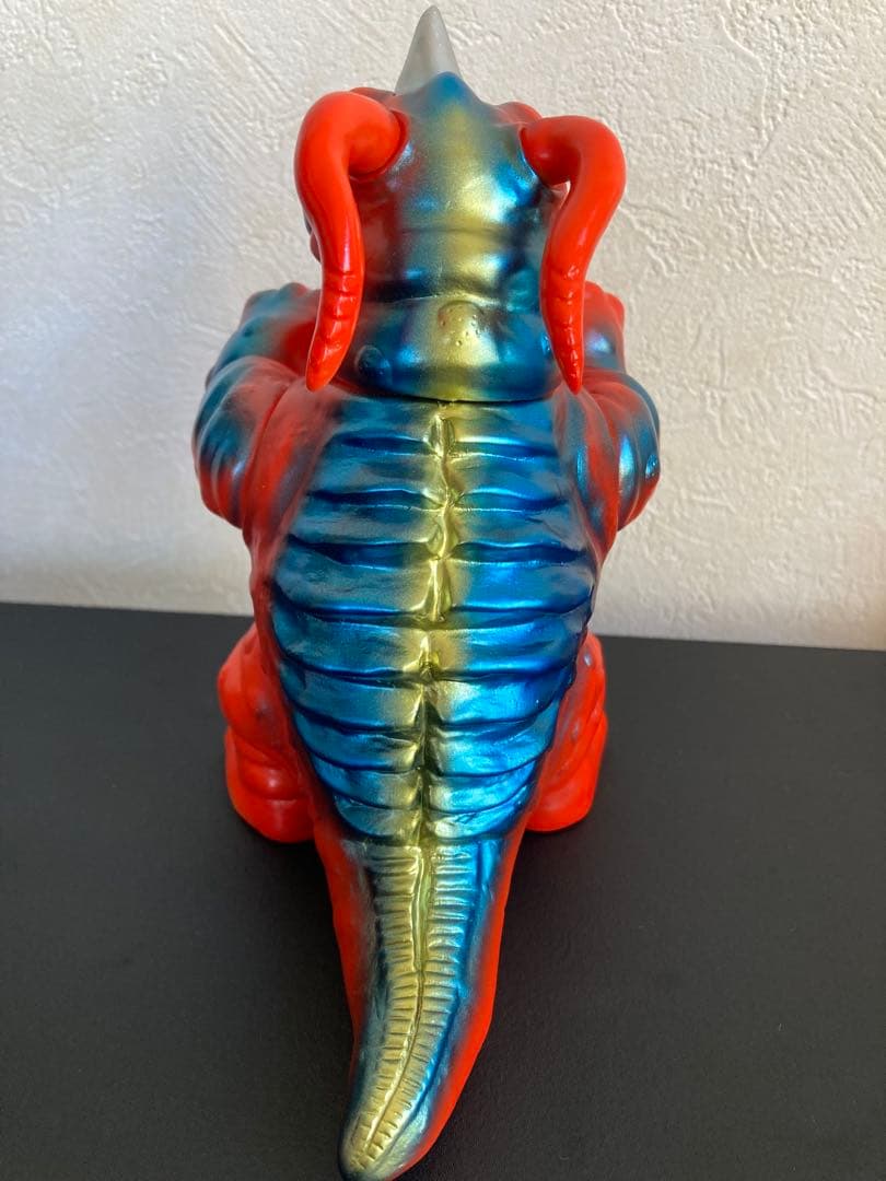 U.S.TOYS ウルトラ怪獣ソフビ ウルトラマン /SBDXネロンガ(レッド)