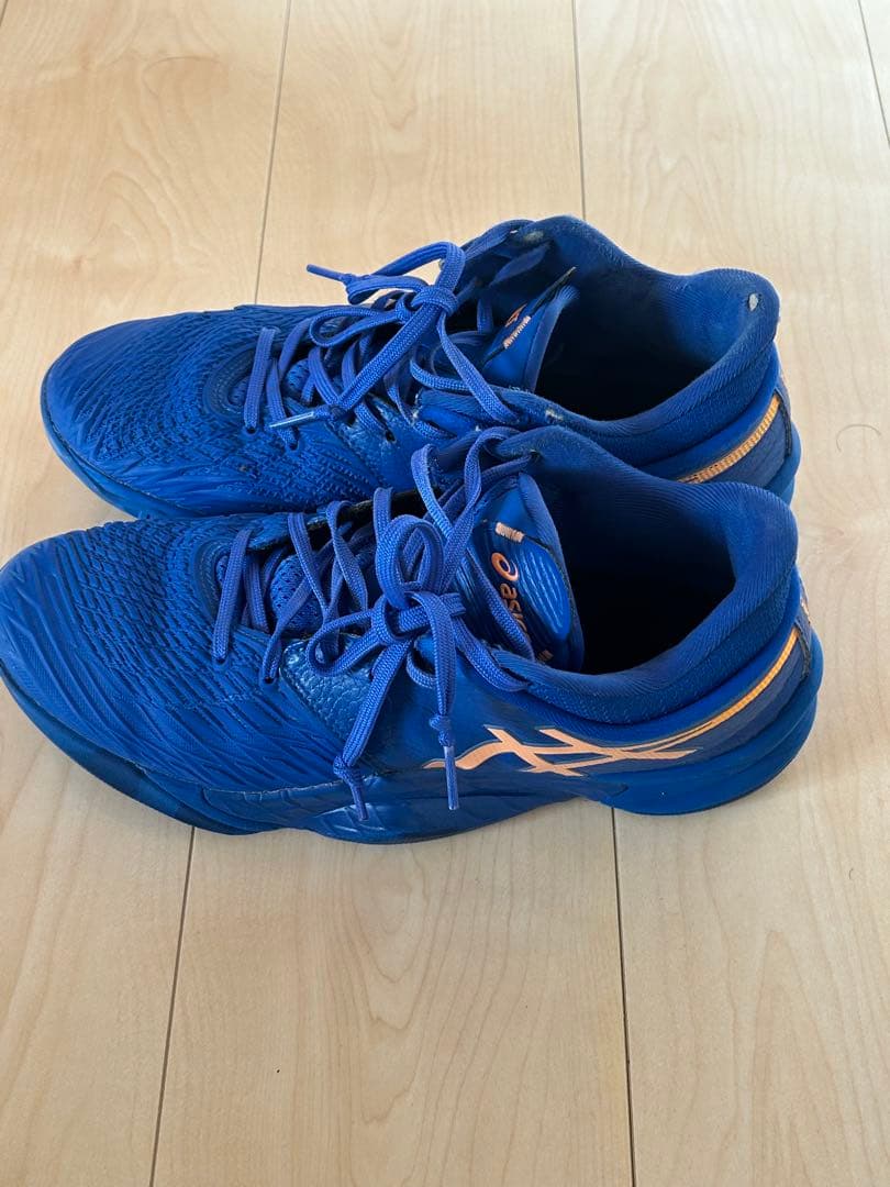 ASICS アンプレアルスlow