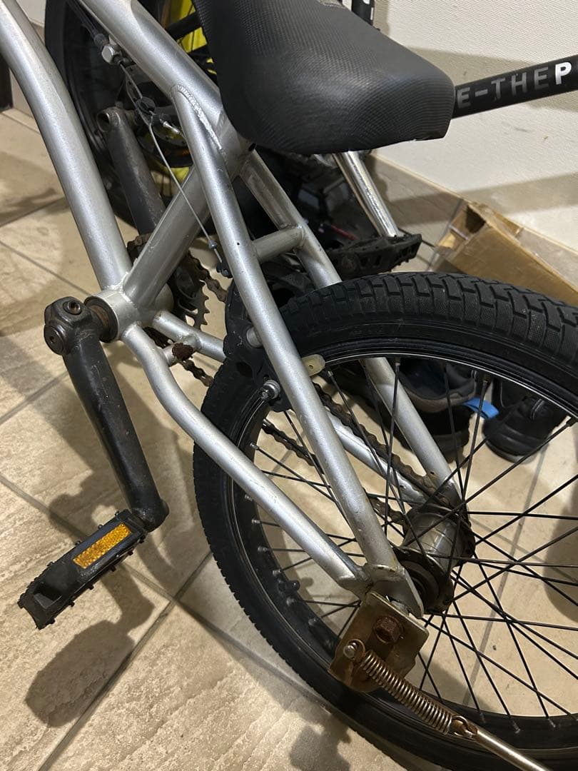 ARES BIKES アーレスバイクス 18インチ