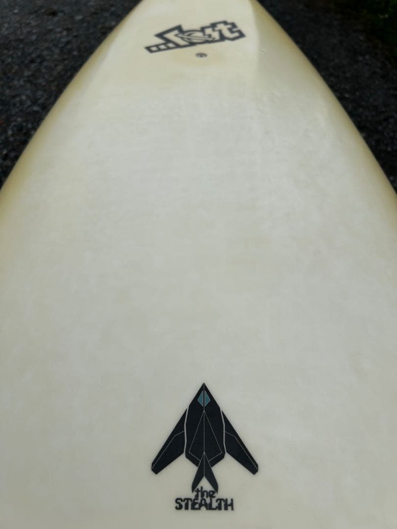 [送料込]LOST MAYHEM 5’8 Stealthショートボード軽量 小波