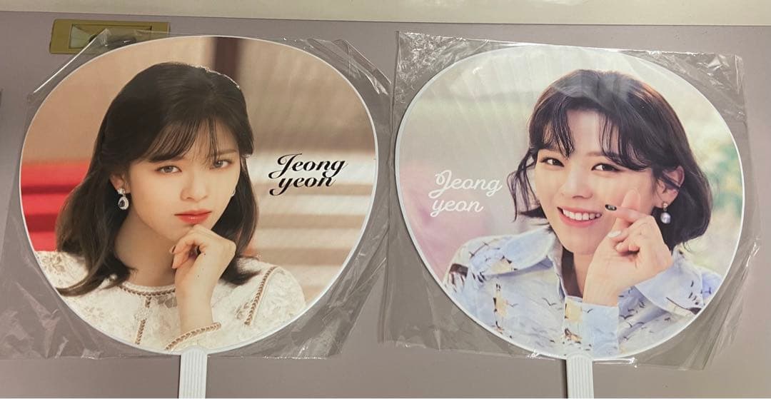 TWICE グッズ18点セット＋おまけ付き まとめ売り
