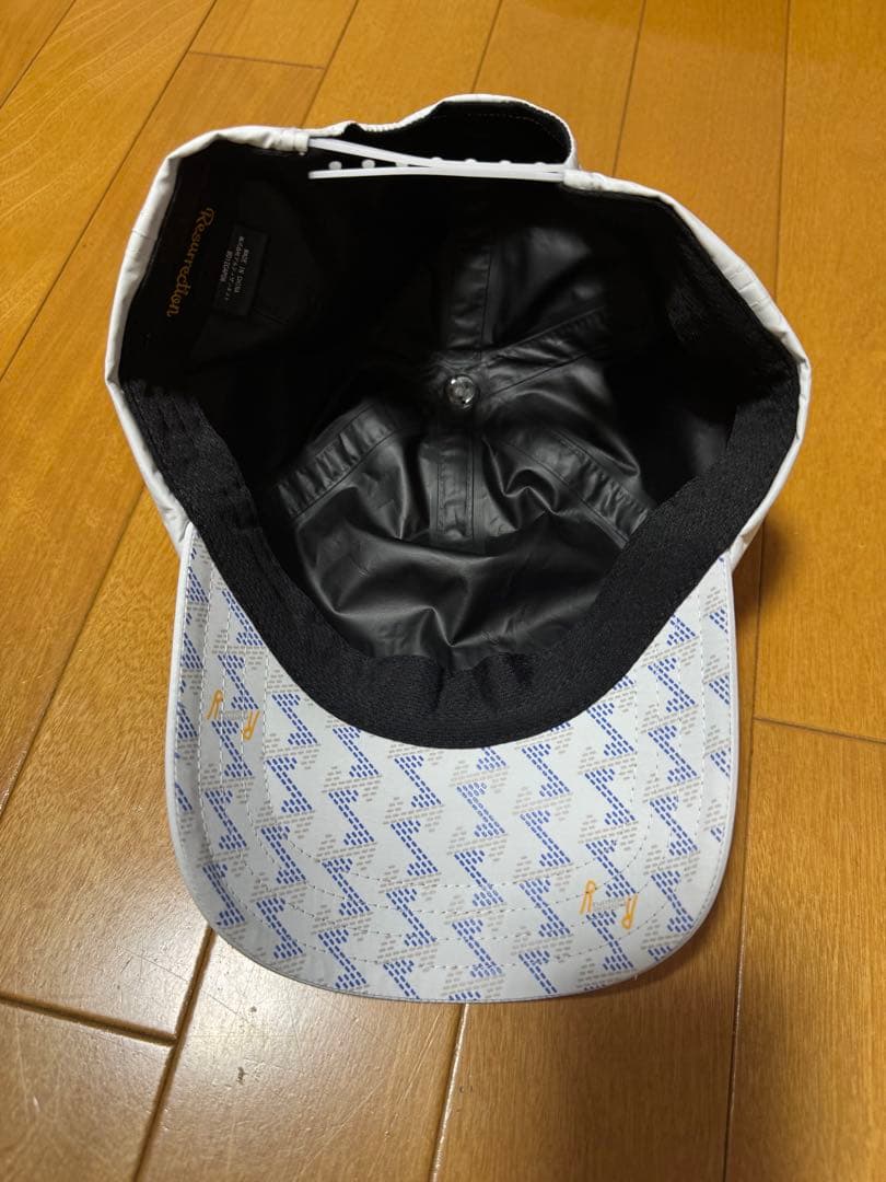 レザレクション　レインキャップ