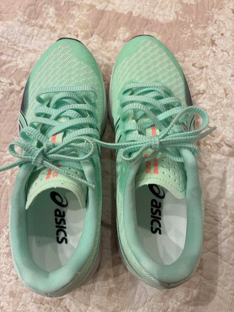 asics ライトレーサー　22.5 ミントグリーン