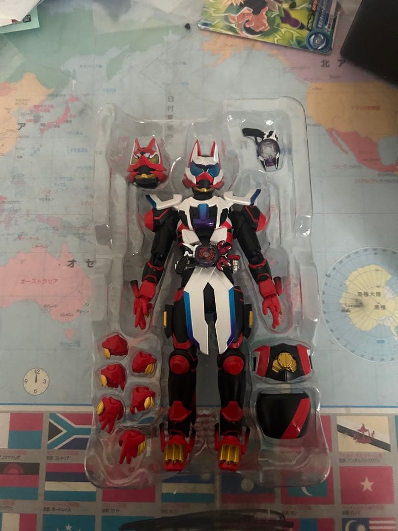 S.H.Figuarts 仮面ライダーギーツ レーザーブーストフォーム