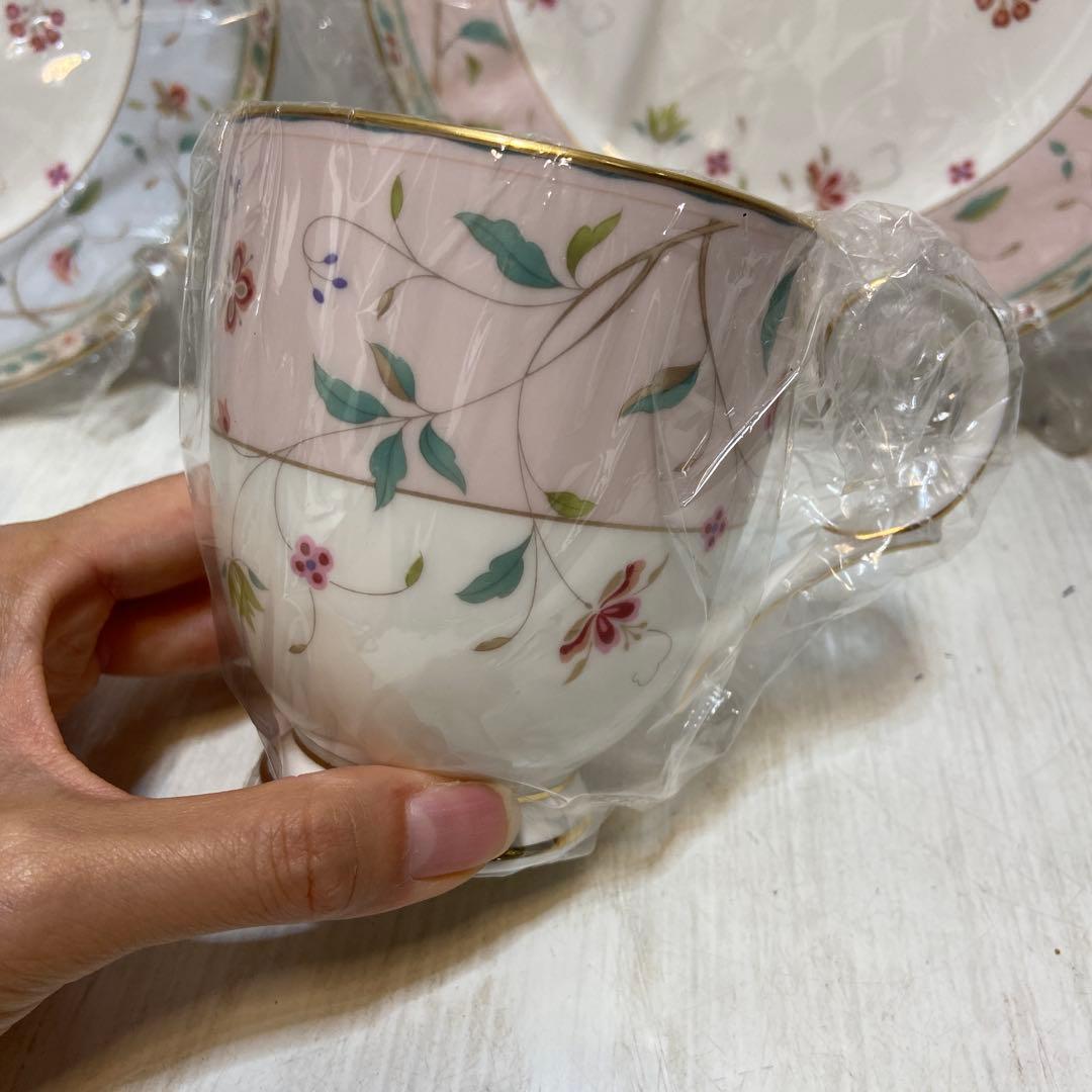 新品・未使用⭐️Noritake ノリタケ　モーニングペアセット　花柄