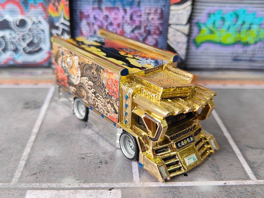 ホットウィールカスタム デコトラ 金メッキアルミリム☆段リムaトミカ改造