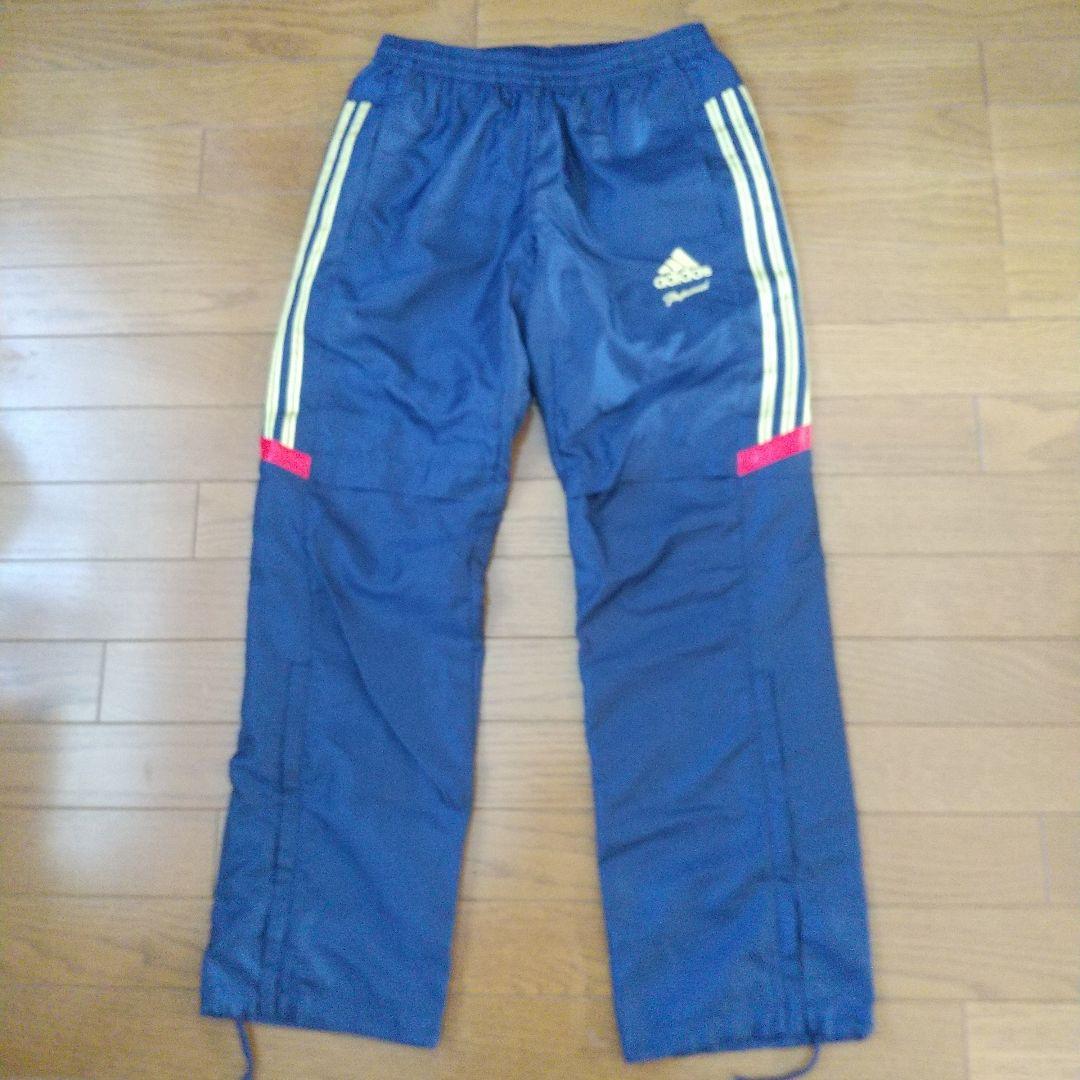 アディダス　プロフェショナル