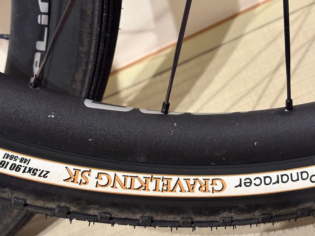 DTSWISS GR1600 ディスクホイール　美品タイヤセット　中古