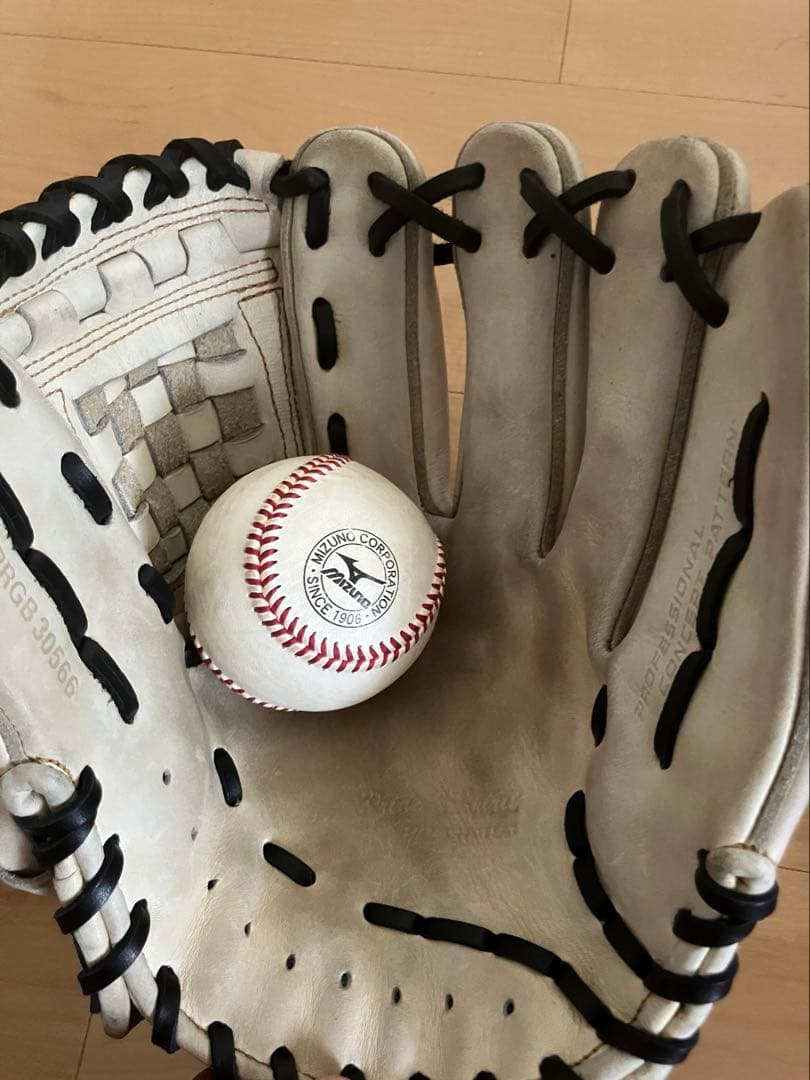 m*u様 【ZETT】ゼット プロステイタス 軟式グローブ 内野手 源田モデル