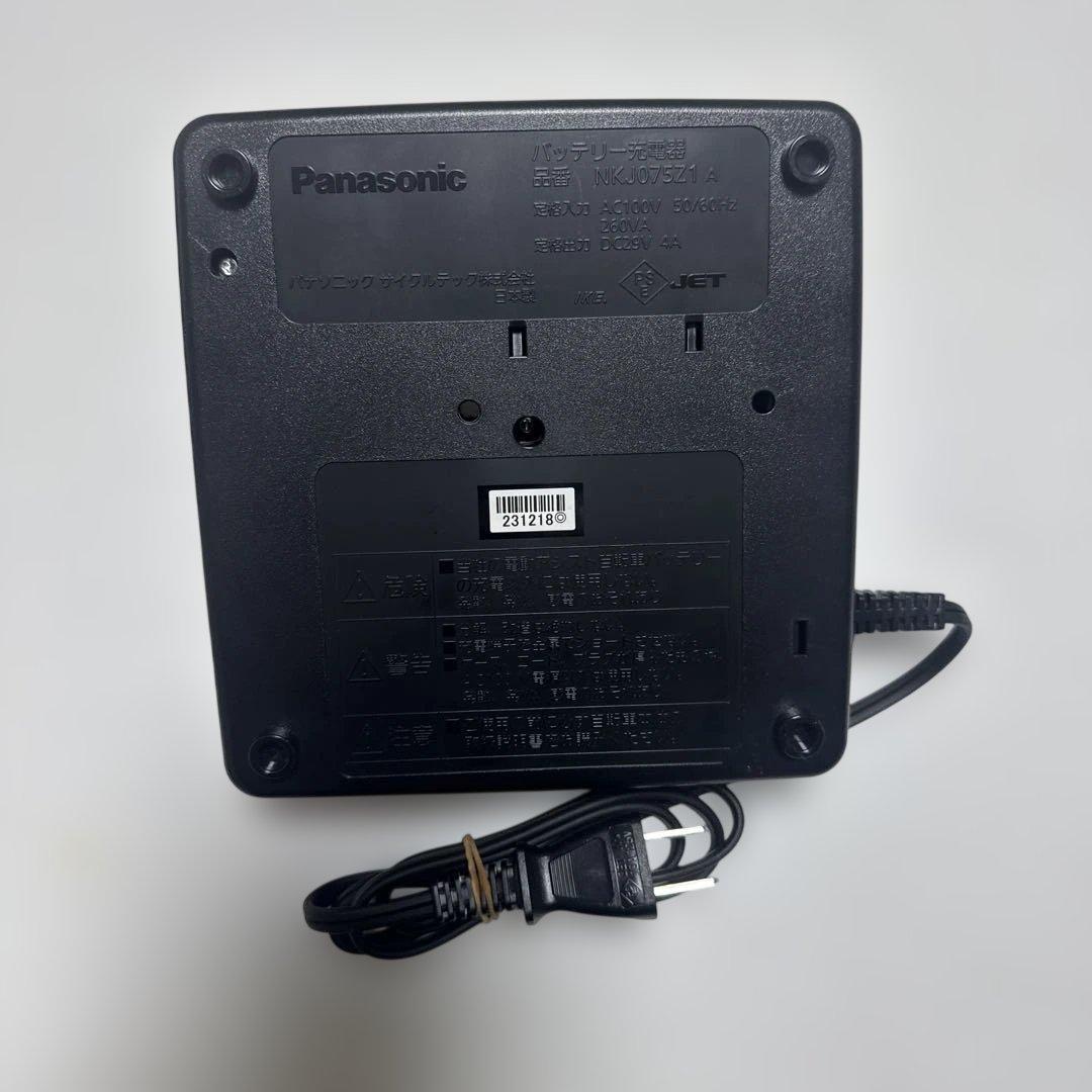 Panasonic 充電器 NKJO7521A黒