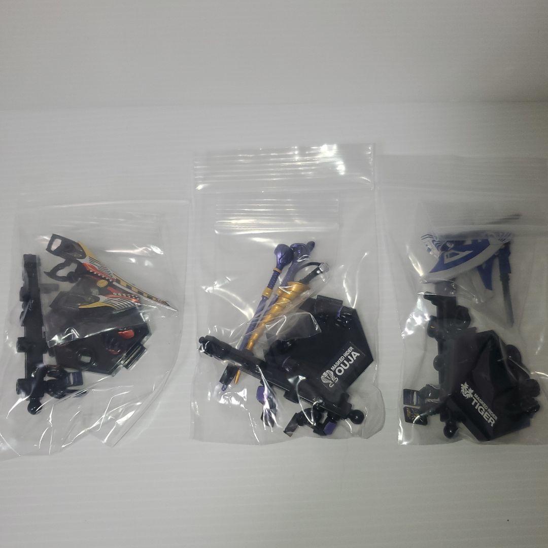 装動　SO-DO CHRONICLE　仮面ライダー龍騎　まとめセット