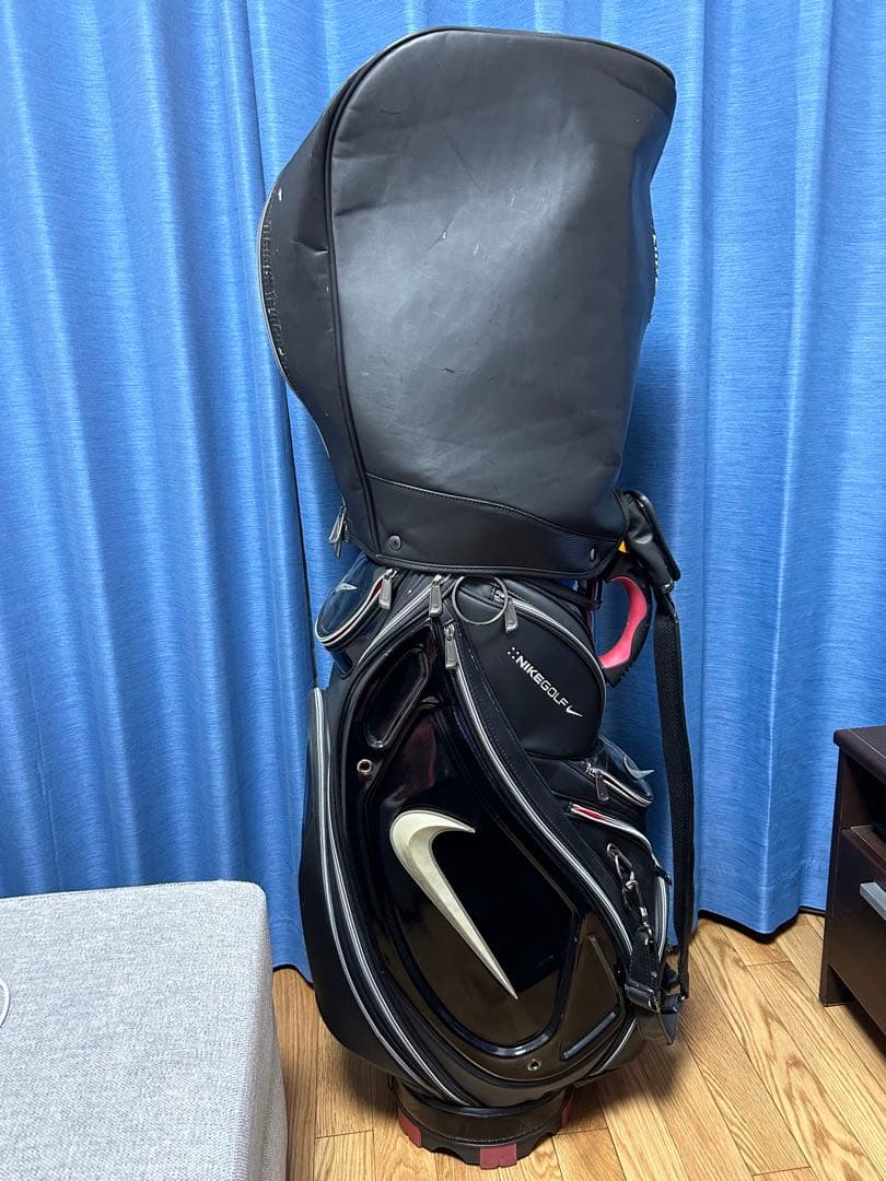 NIKE GOLF キャディバッグ ブラック　エナメル