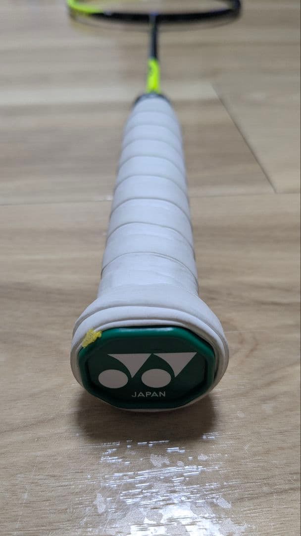 ラケット YONEX ASTROX 77 4UG5