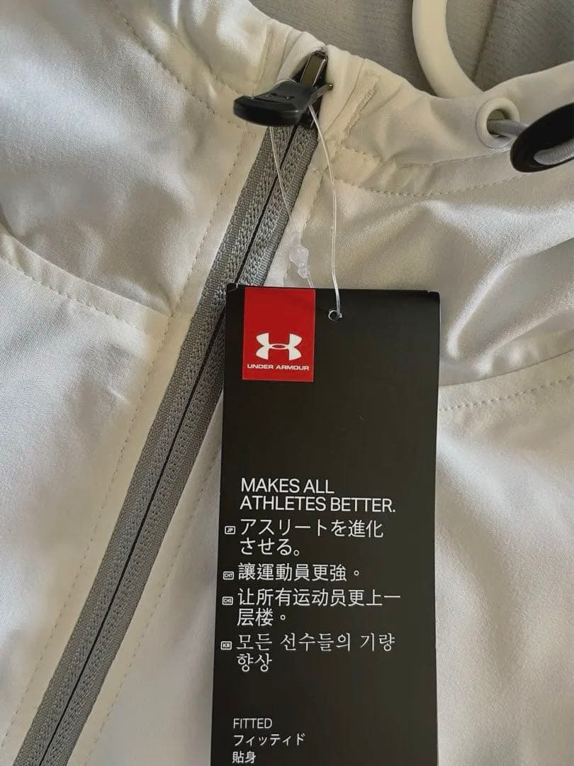 新品値下げ❗️UNDERARMOUR トレーニング用パーカー XLアンダーアーマー