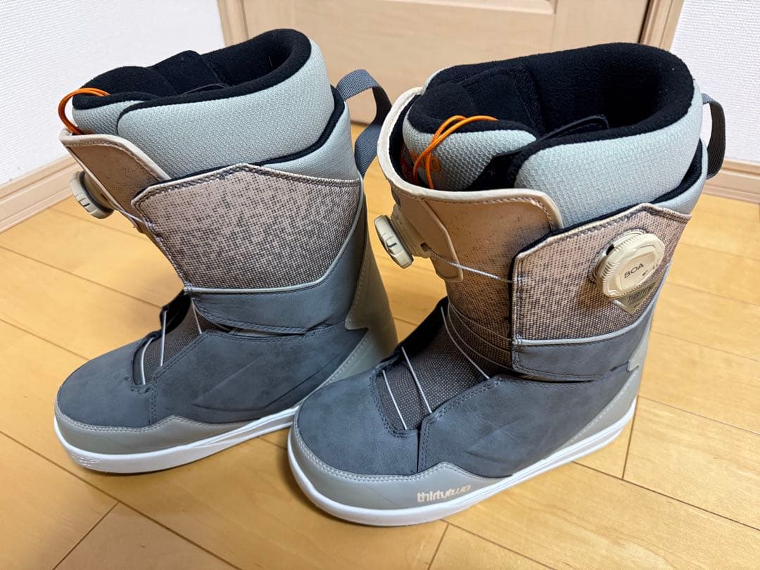【thirtytwo】LASHED DOUBLE BOA BRADSHAW