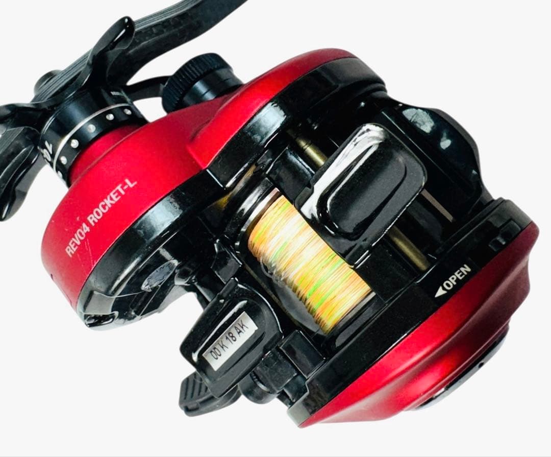 Abu Garcia ベイトリール 左巻き REVO4 ROCKET-L