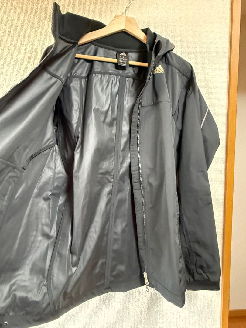 adidas ブラック ウインドブレーカー　XO CLIMAPROOF