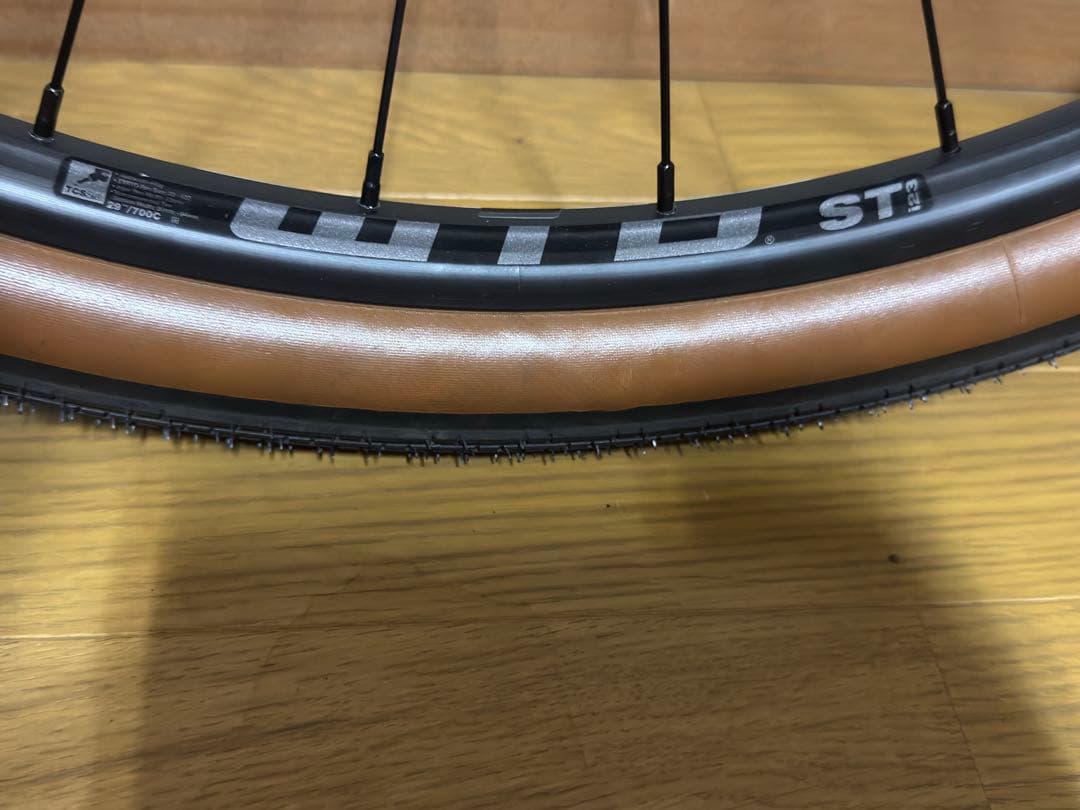 WTB ST i23 ＆ グラベルキング SS 前後セット
