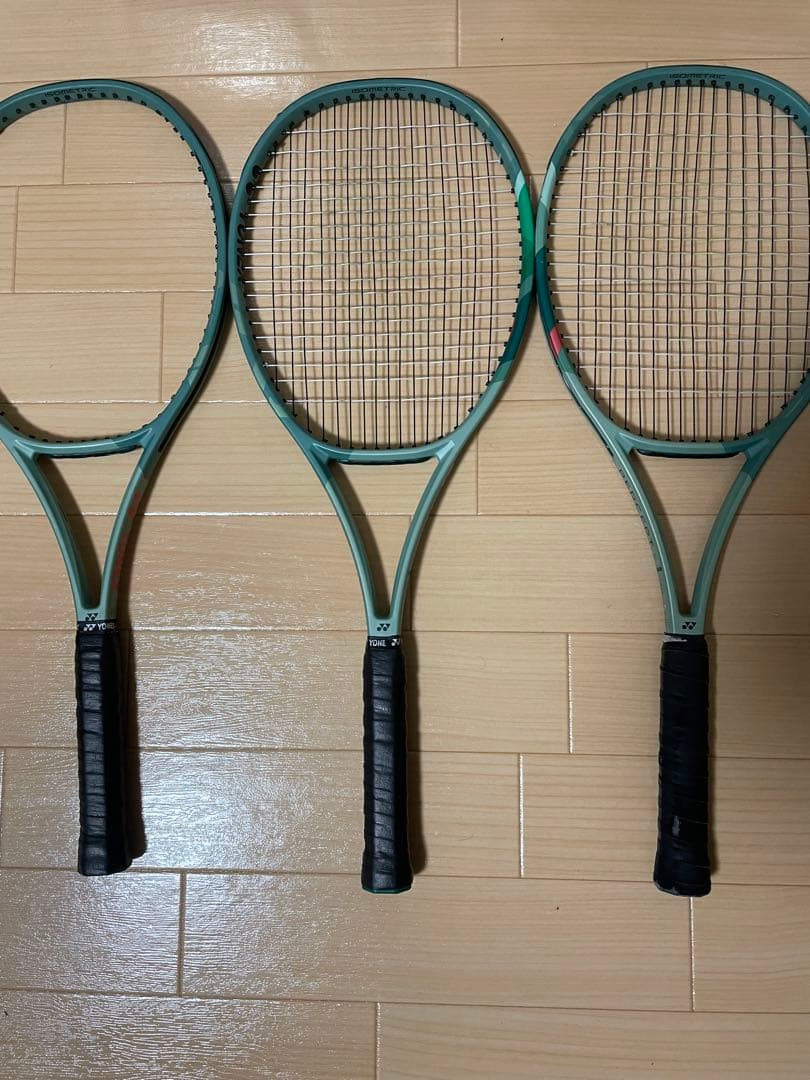 IniEstYONEX PERCEPT 97 G2 2本