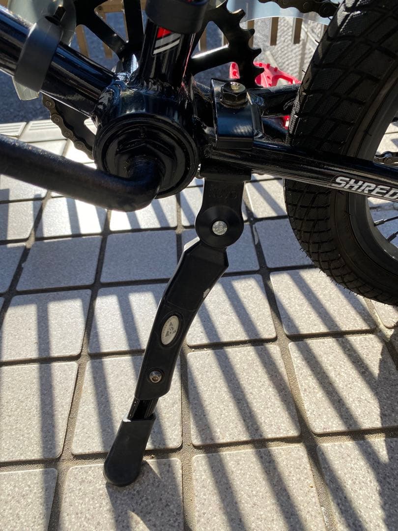 自転車本体 SHREDDER 16 HARO