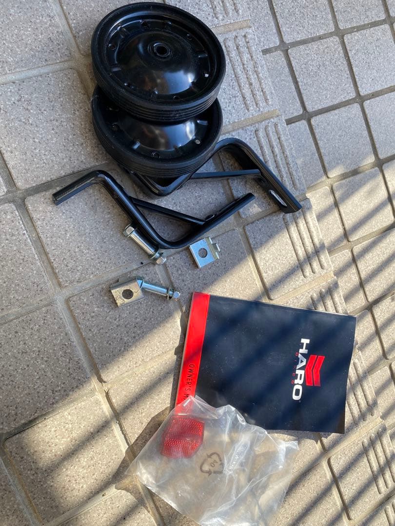 自転車本体 SHREDDER 16 HARO