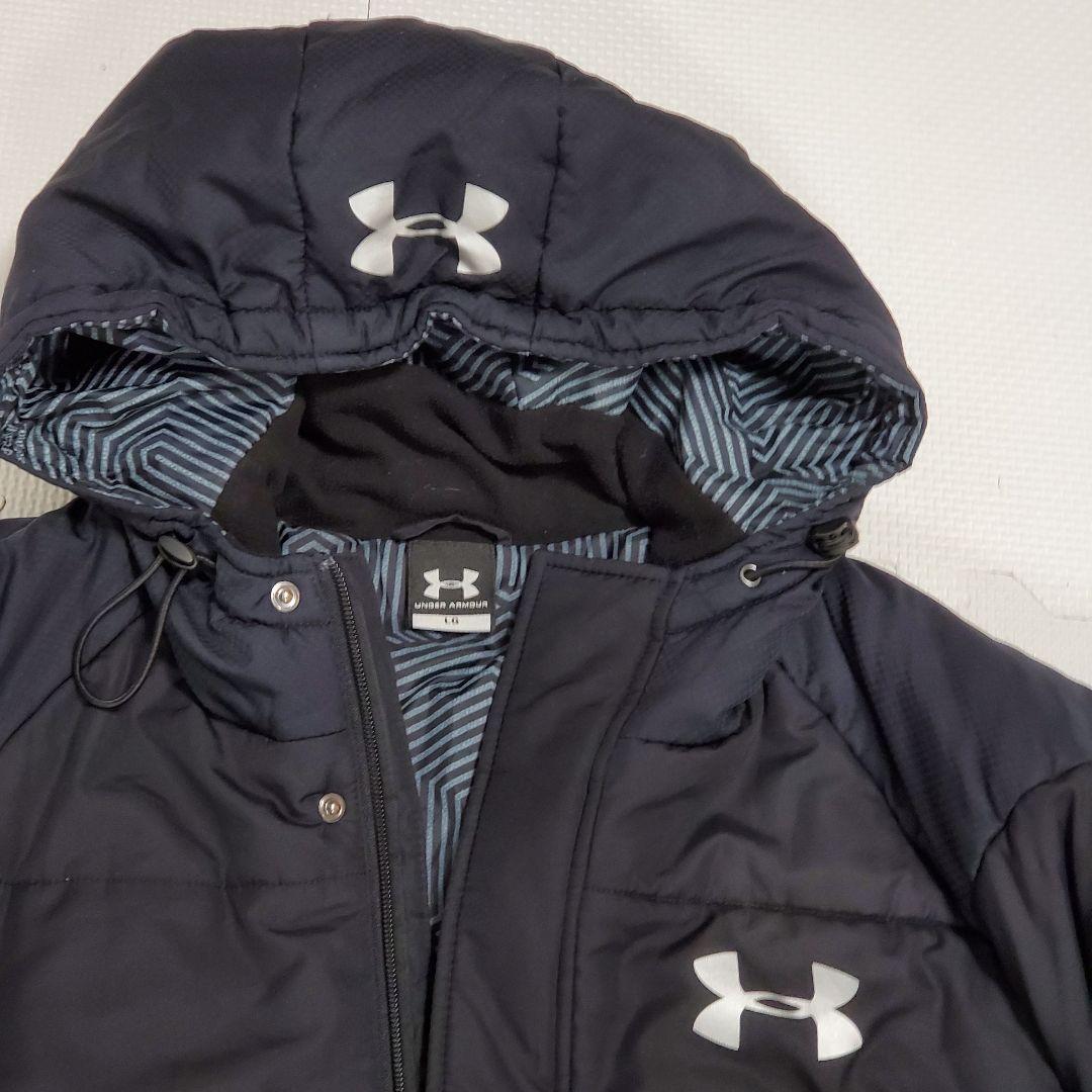 美品✨UNDER ARMOUR　アンダーアーマー　ベンチコート　LG　黒　中綿