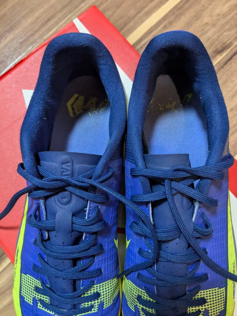 Mercurial Vapor 14 Academi サイズ 27.0
