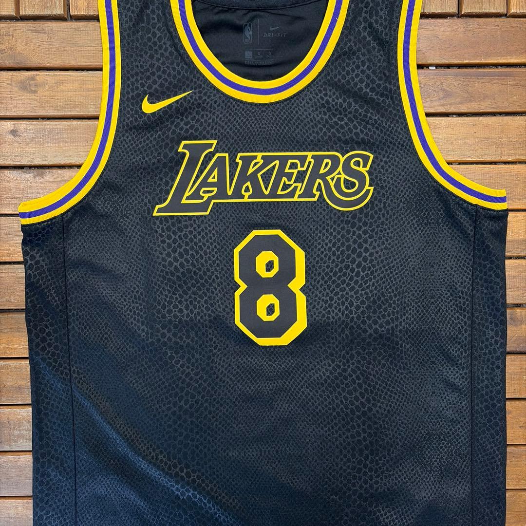 美品 NBA NIKE LAKERS KOBE BRYANT ユニフォーム