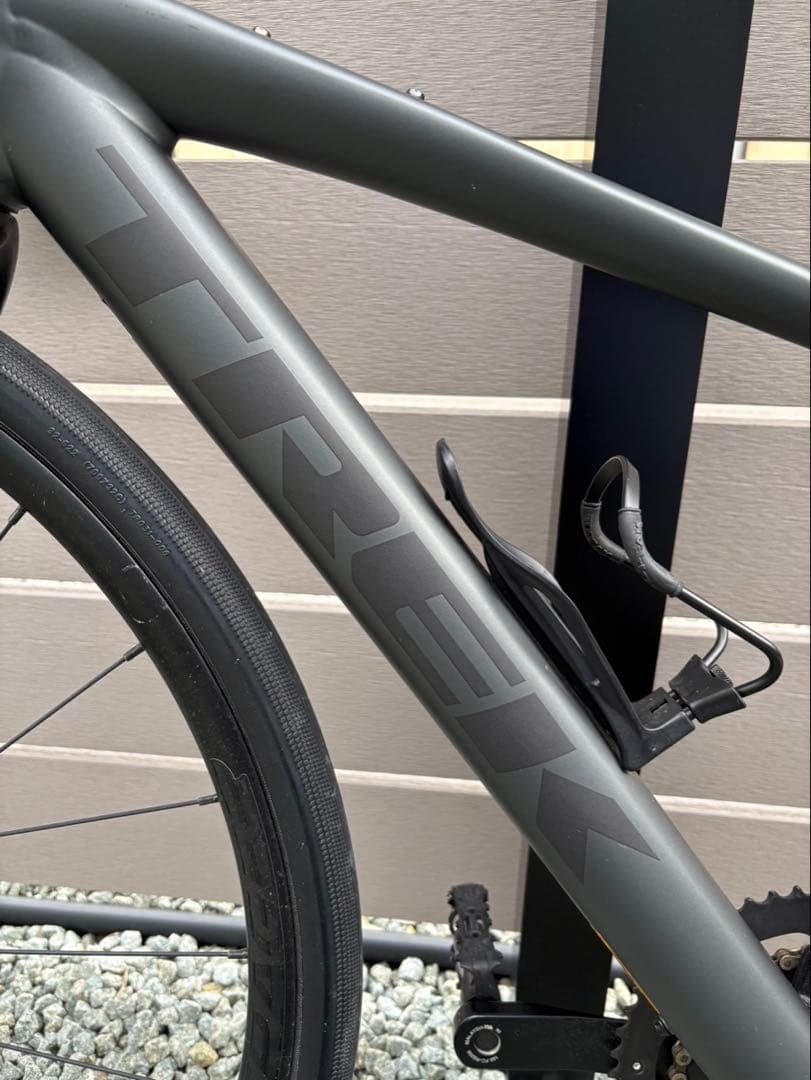 Trek Domane AL 2 Gen 4 44 美品 1ヶ月使用