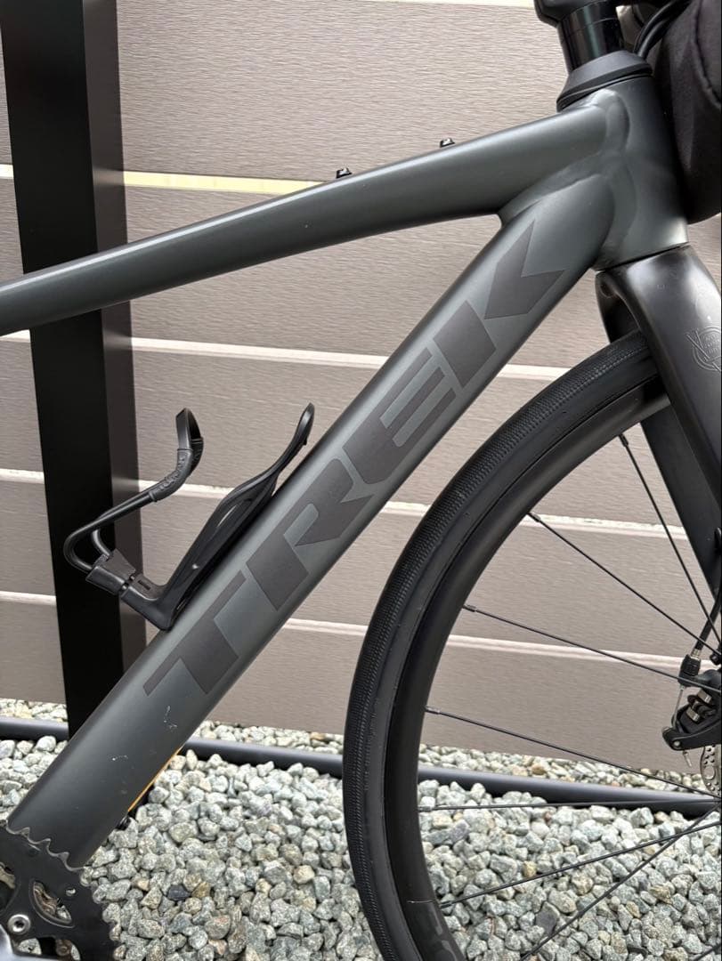 Trek Domane AL 2 Gen 4 44 美品 1ヶ月使用